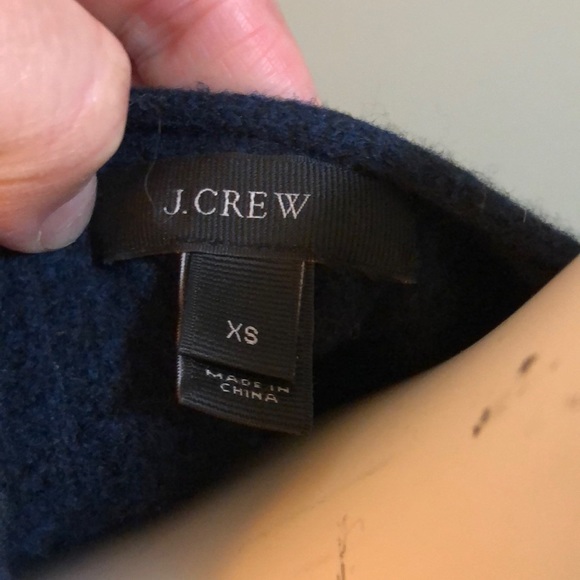 Gorgeous navy blue J. Crew wool cardigan XS - Picture 9 of 12